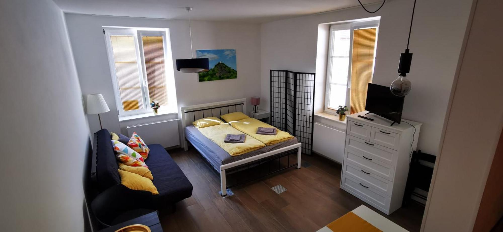 Apartman Augustin Йичин Экстерьер фото